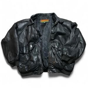 Black vintage 90s leather bomber